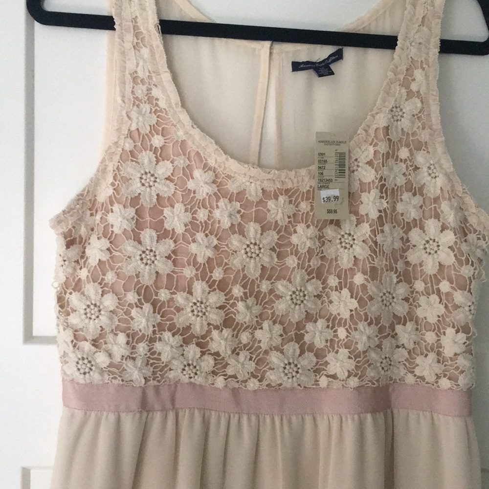 Blush floral crochet detail cut-out dress - Picture 6 of 9